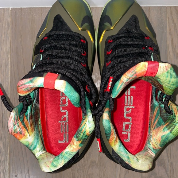 Lebron XI - Picture 13 of 16